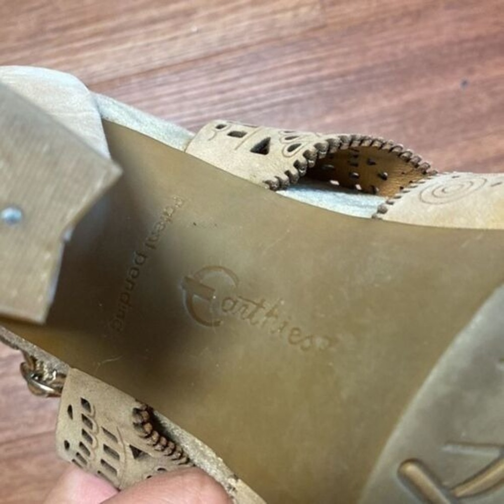 Earthies Tan Sandal Heels - Picture 6 of 8